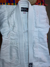 Load image into Gallery viewer, Blitz Lightweight Judo Gi