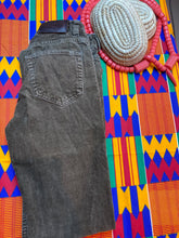 Load image into Gallery viewer, Slim Fit Jeans
