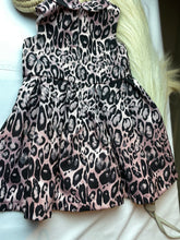 Load image into Gallery viewer, Printed Sleeveless Frock
