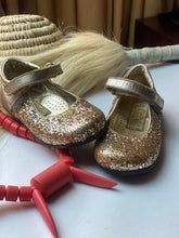 Load image into Gallery viewer, Party wear shoes
